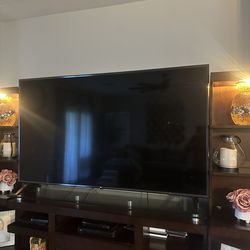 Tv, use tv, LG tv, 75” tv..