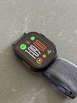 Apple Watch Ultra 2 (49mm) – Excellent Condition
