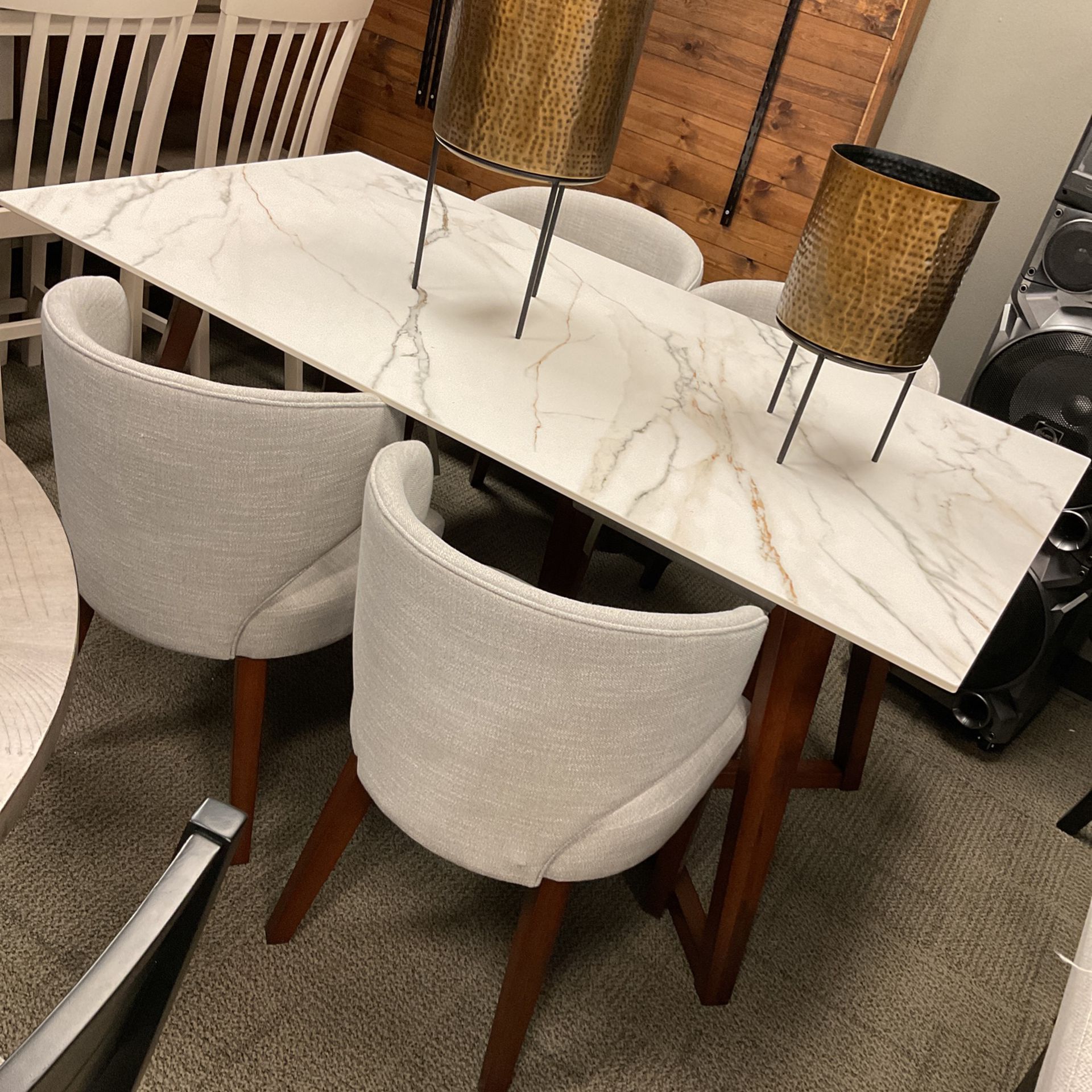 Modern Porcelain Dining Set 6 Chairs !!