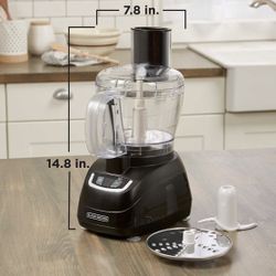 BLACK+DECKER 8-Cup Food Processor (47)