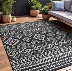8 X 10 Black White Waikiki Modern Moroccan Indoor Outdoor Area Rug