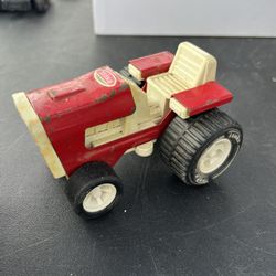 Vintage 1970s Tiny Tonka Farm Tractor Red & White
