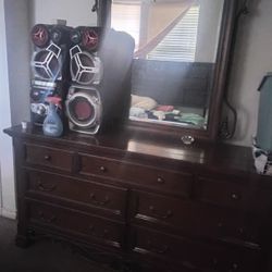 Dresser With Mirror And Full Size Bed  W Matress And Boxspring 100.00 For All Come Pickup Today!!
