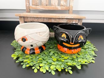 New Johanna Parker Halloween Bowls $25 each