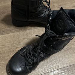 Women’s Harley Boots - Size 11