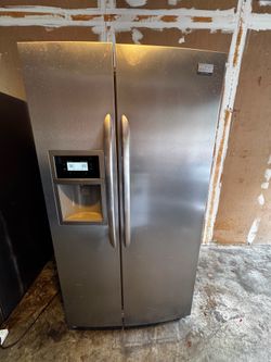 Frigidaire Refrigerator