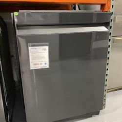 Samsung Black Stainless Steel Smart Linear Wash 39 dBA Dishwasher