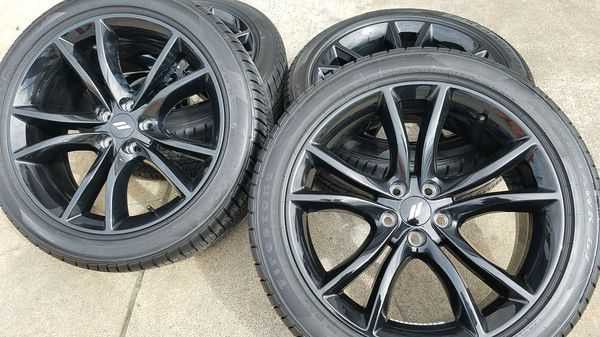 20inch Dodge charger R/t tires and rims
