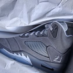 Jordan 5 retro wolf Grey size 9 men