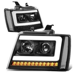07-13 Chevy Tahoe Headlights 