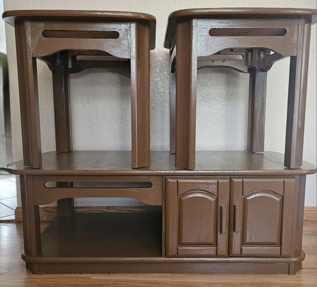 Brown Wooden Coffee & End Tables..