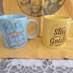 2 GOLDEN GIRLS COFFEE MUGS IN GREAT CONDITION