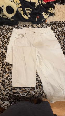 White American Eagle Jeans. Woman’s size 16