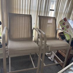 Bar table and 4 chairs