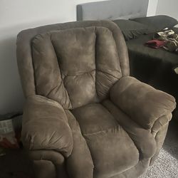 Like New, Rocker Recliner 