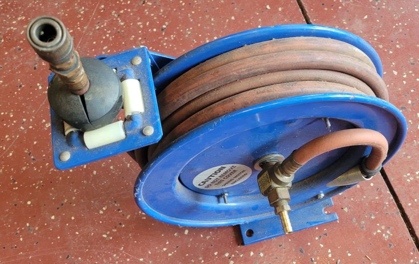 Coxreels P-LP-325 Low Press Spring Rewind Reel & Hose - 3/8" x 25' Air Hose 300 Psi
