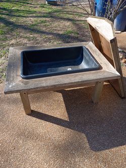 Unstained cedar elevated kids sandbox ( sand box )!!!!