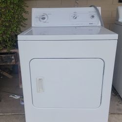 KENMORE DRYER FOR SALE! IN GREAT CONDITION 