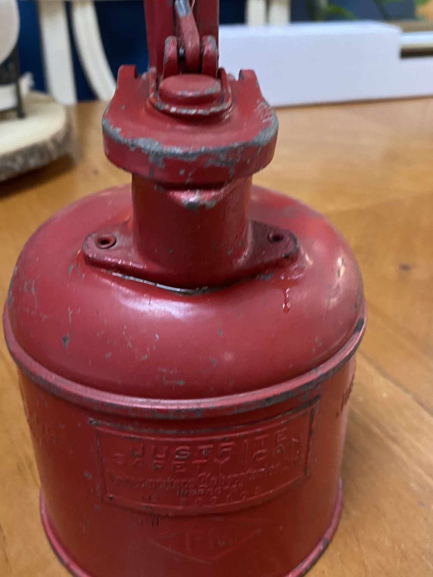 Vintage Justrite 1 Quart Safety Can