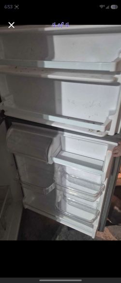 Whirlpool Stainless Steel Refrigerator w/ Ice Maker – Great Condition