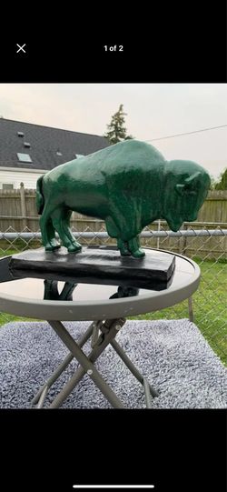 The old irish buffalo statue