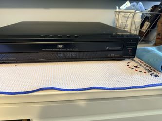 Sony 5 CD /DVDChanger H D M I