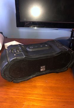 Aztec bluetooth speaker