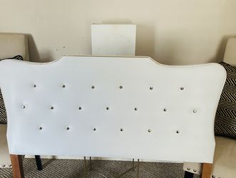 Twin headboard! 