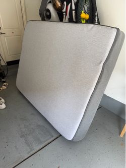 Casper Queen Mattress - Excellent Condition