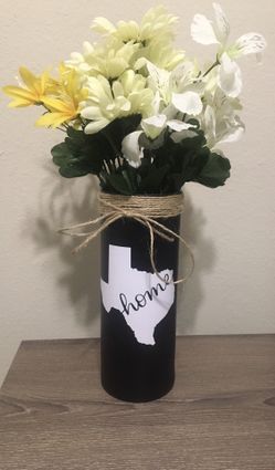 Black Texas is home flower vase
