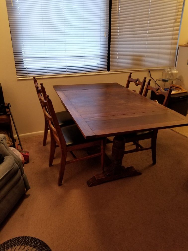60 x 36 Oak table and 5 chairsMoving