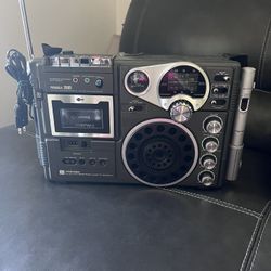 Toshiba Vintage Audio System 