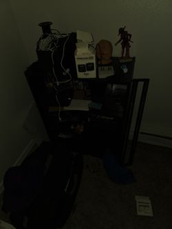 Multi level shelving space