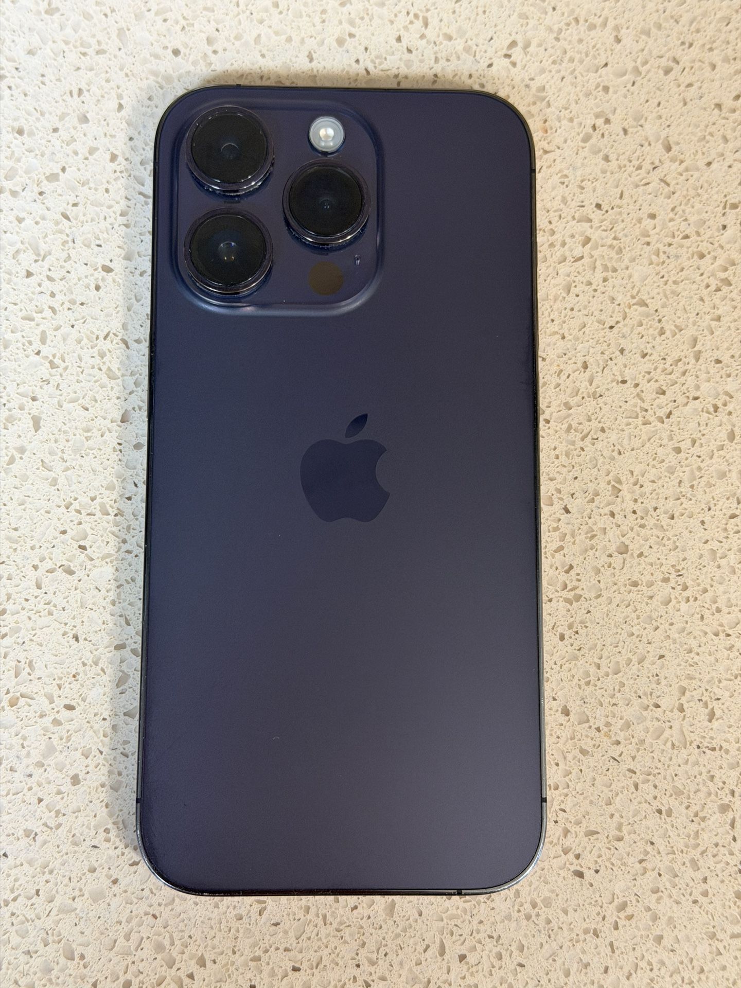 iPhone 14 Pro. Unlocked