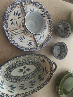 Kitchen dishware