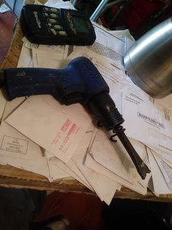 Campbell Hausfeld AIR HAMMER WITH BIT