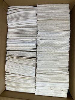McKesson Disposable Towels / Dental Bibs – 13” x 18” – 185 Count