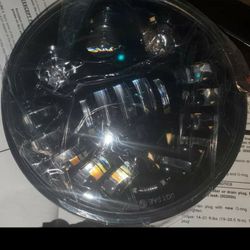 7" LED Headlight w/ Turn Signals
