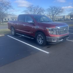 2017 Nissan Titan