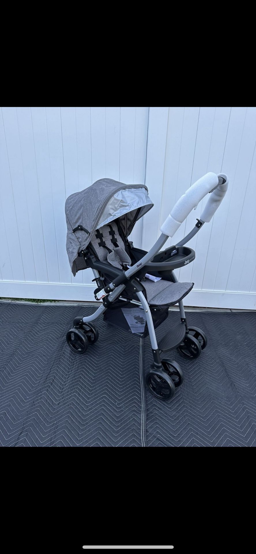 Stroller/ Jeep Unlimited Reversible Handle/ Jeep/ Baby/ Kids/ Travel/ Reversible/ New