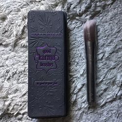 Brand New Urban Decay Good Karma Blush Blending Brush