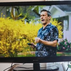 RCA TV  48 Inch