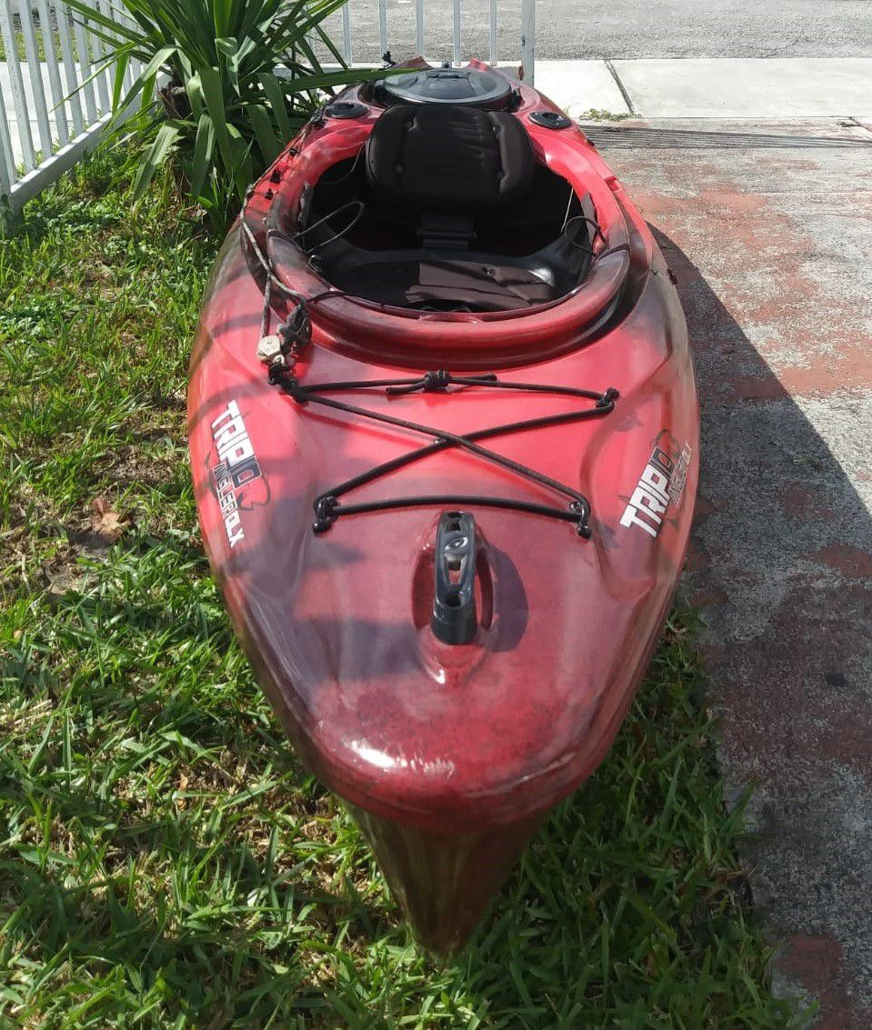 Kayak for Fishing and Tour.