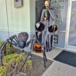 KiLiKuaLa 8.5Ft Halloween Animatronic Balthazar Reaper,Halloween Decor