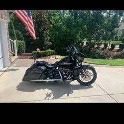 2017 Harley Davidson CVO Streetglide