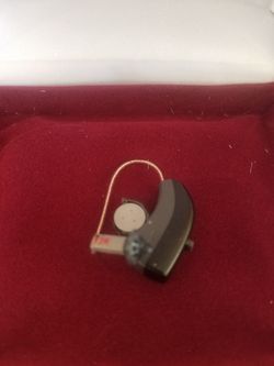 Hearing aid that plays music for tinnitus