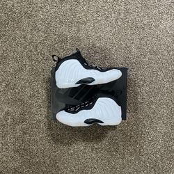 Nike Foamposite Orlando Size 7Y