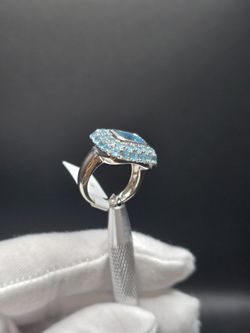 Anillo De Oro Blanco 18 K Weight 8.03 Grams Size 6