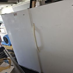 Kenmore Refrigerator 