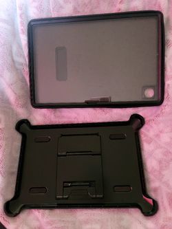 Otter Box For A Samsung Tabket  Tab 8 10.5 Tablet.
